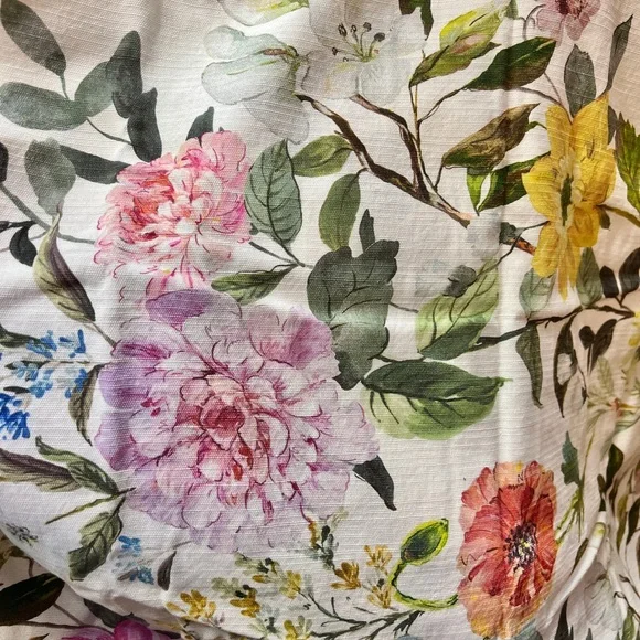 Floral Patterned Shower Curtain - Picture 2 of 2